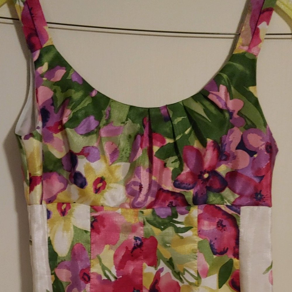 Floral Spring Dress- Size 8